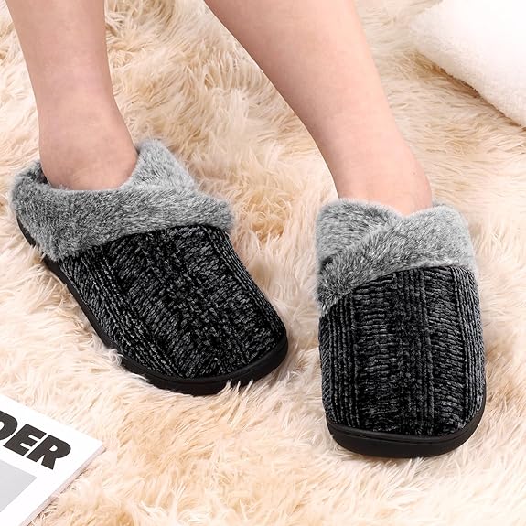 Slippers for Women Fuzzy House Slip on Indoor Outdoor Bedroom Furry Fleece Lined Ladies Comfy Memory Foam Female Home Shoes Anti-Skid Rubber Hard Sole